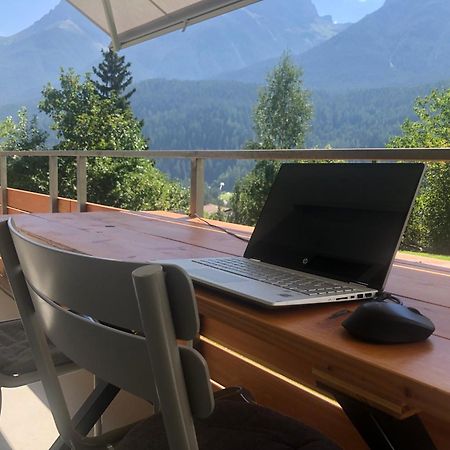 Aaa Chalet Allegra Rojo With Mountain View Scuol Kültér fotó