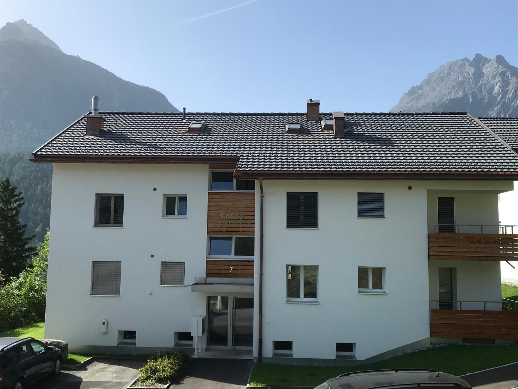 Aaa Chalet Allegra Rojo With Mountain View Scuol Kültér fotó